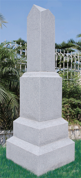 Double Roof Top Obelisk Monument